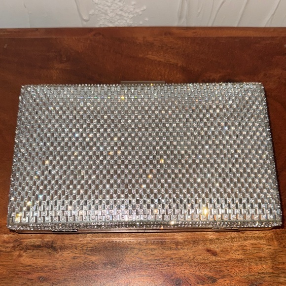 Silver Rhinestone Clutch - Picture 1 of 8